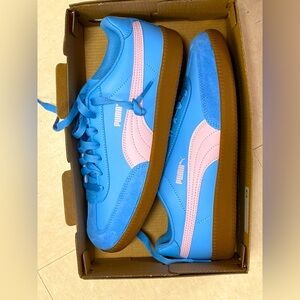 Anthropologie Puma Suede Sneakers NEW 8